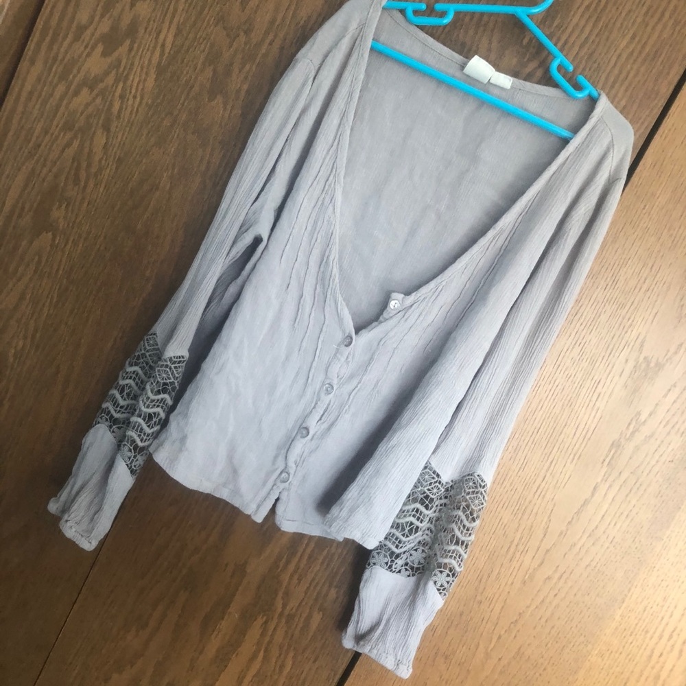 Blouse top - Picture 2 of 2